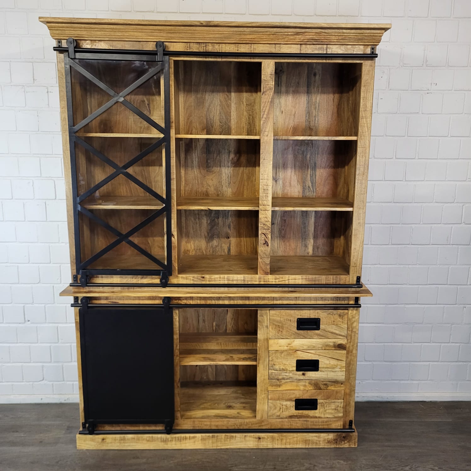Vitrine Bücherschrank Mangoholz 1,60 m – Bild 13
