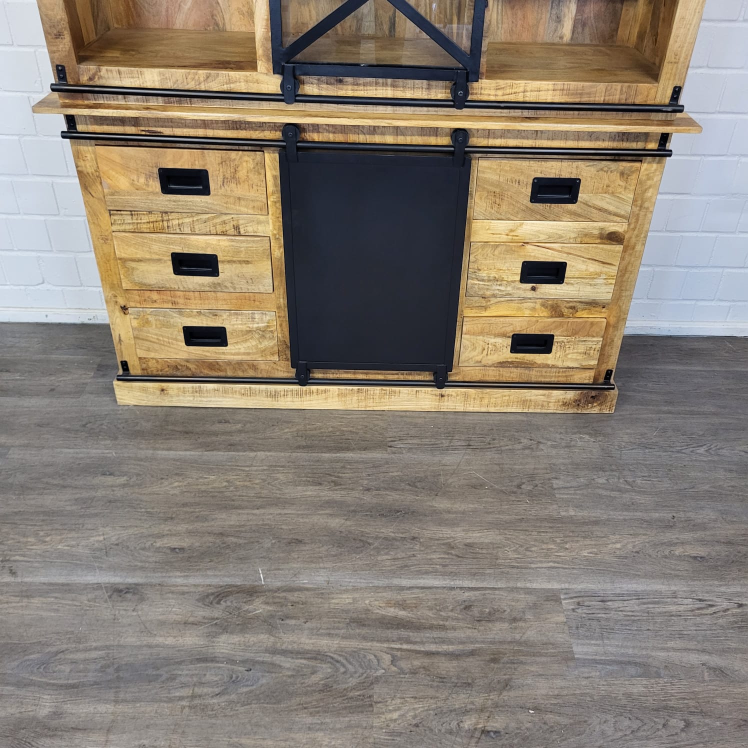 Vitrine Bücherschrank Mangoholz 1,60 m – Bild 8