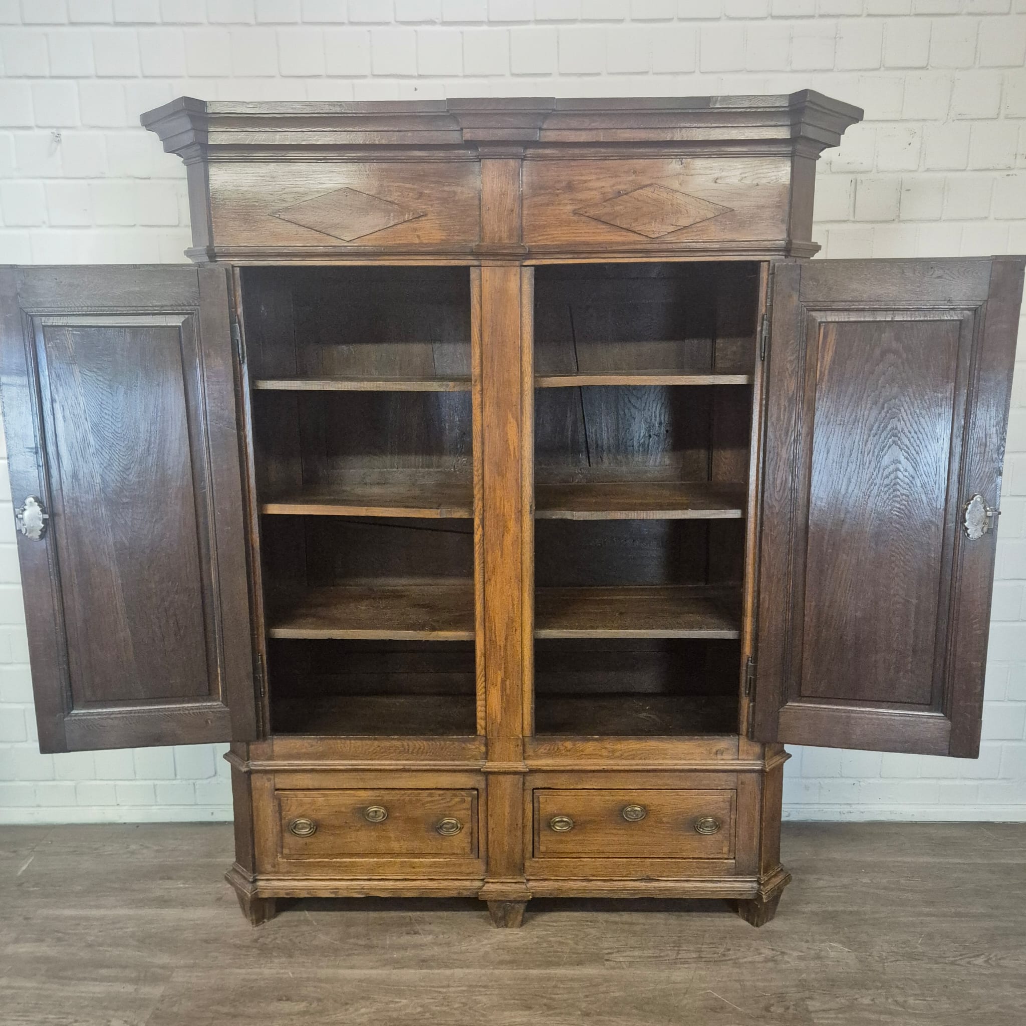 Schrank Kleiderschrank Spätbarock 1810 Eiche – Bild 16