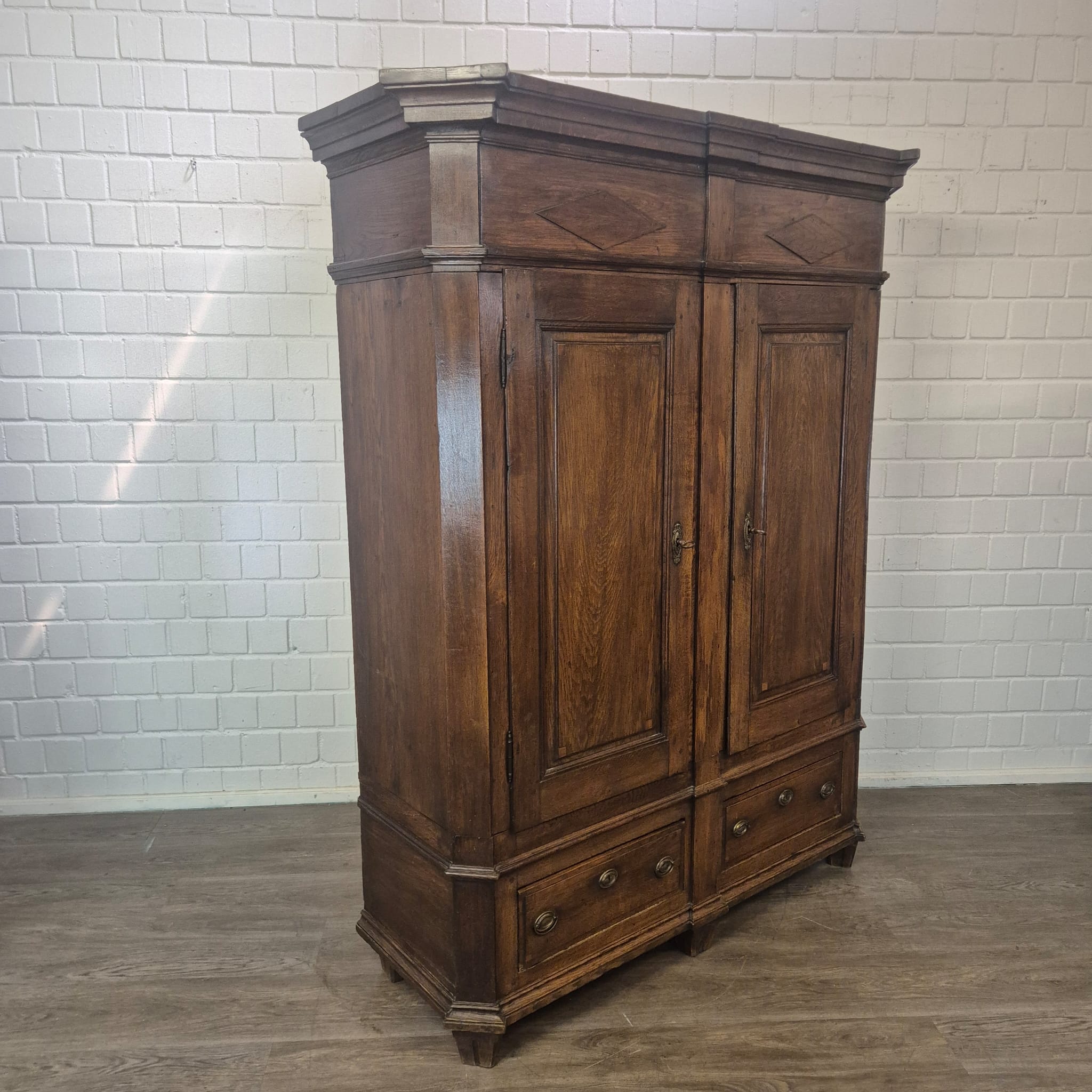 Schrank Kleiderschrank Spätbarock 1810 Eiche – Bild 4