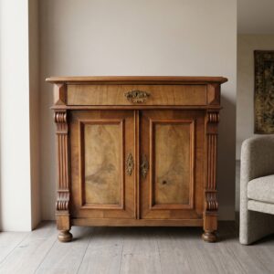 Anrichte Halbschrank Gründerzeit 1880 Nussbaum