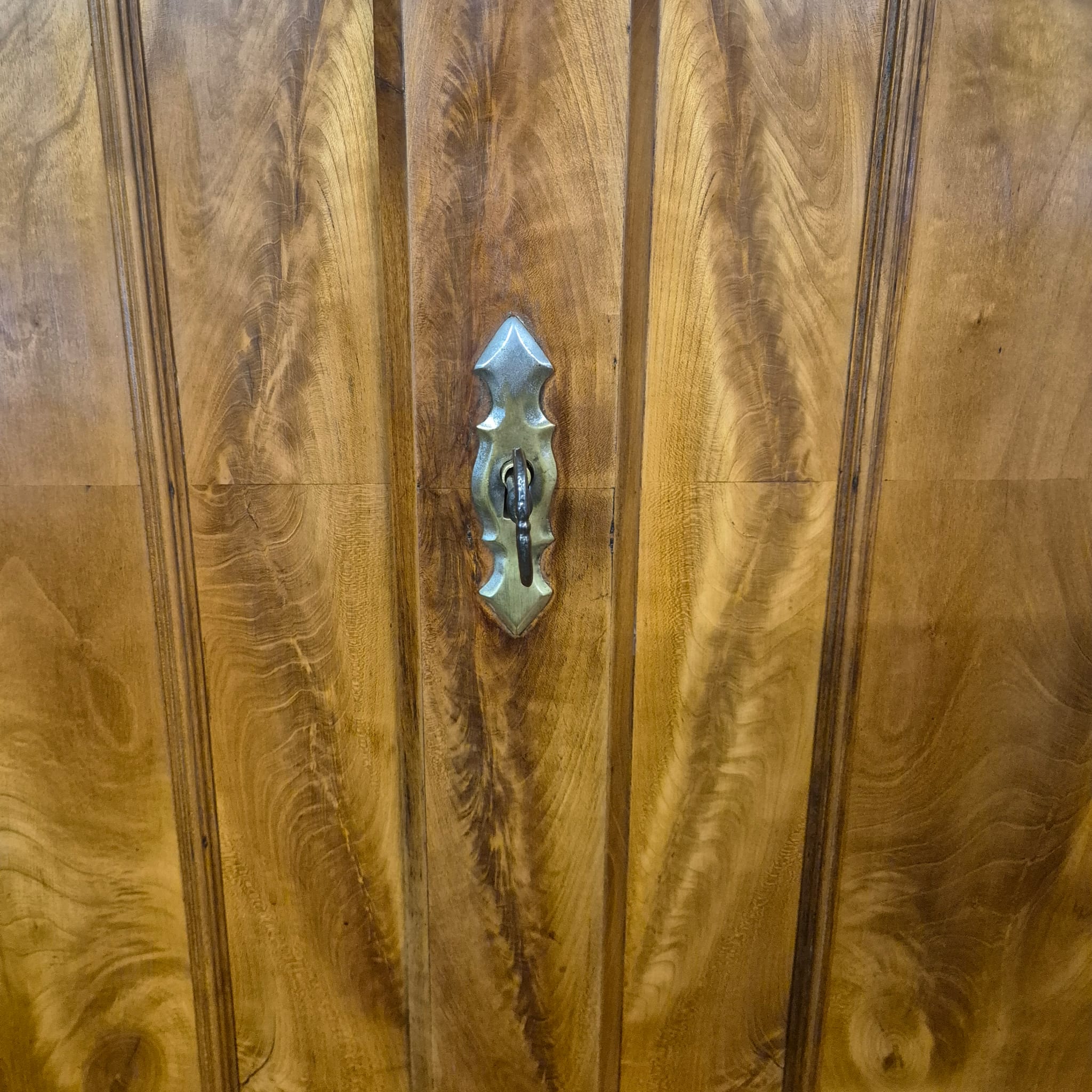 Aufsatzschrank Spätbiedermeier 1850 Kirschbaum – Bild 15