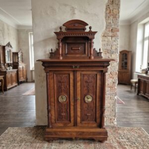 Vertiko mit Aufsatz Gründerzeit 1880 Nussbaum