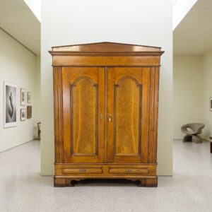 Kleiderschrank Dielenschrank Historismus 1880 Eiche