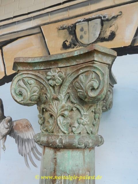 Säule Pfeiler 1850 Teakholz Sandstein