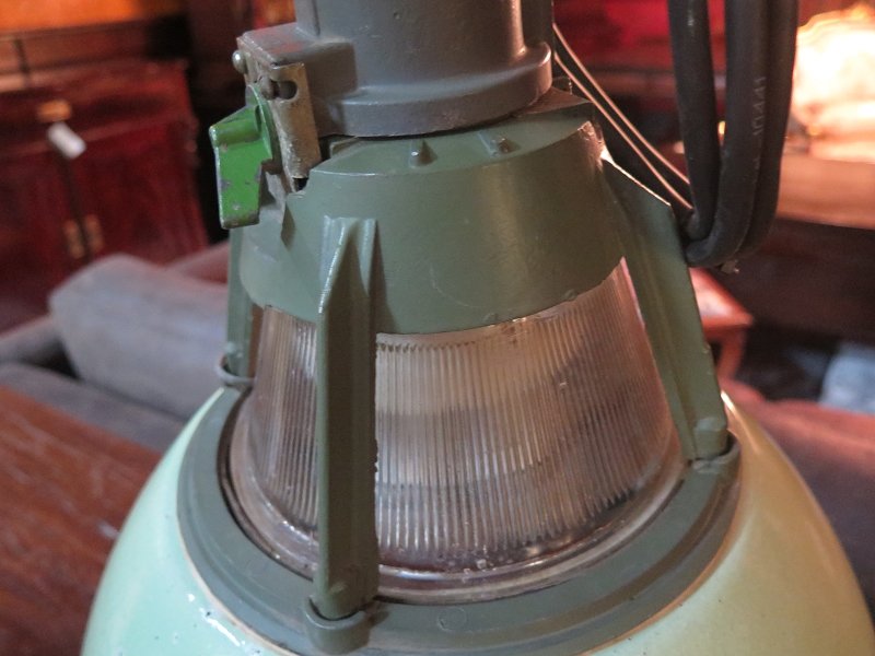 Industrielampe Hellgrün-Weiß Ø 0,45 m Emaille