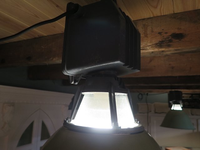 15494 Lampe Industrielampe Hellgrün  Ø 0,57 m