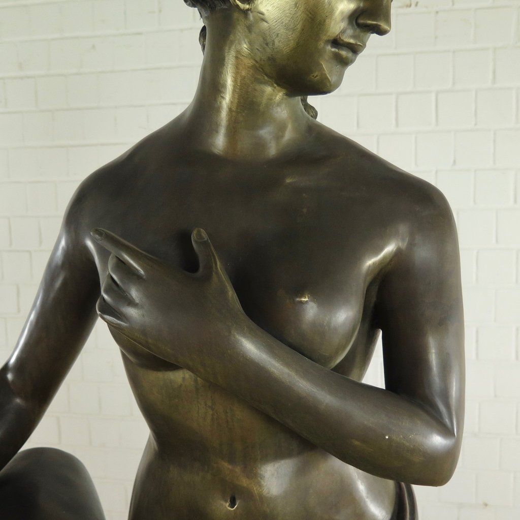 Wasserspeier Frau Bronze 1,95 m