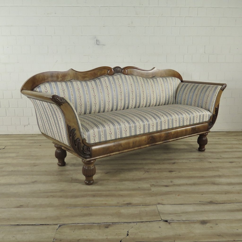 Couch Sofa Biedermeier 1840 Nussbaum