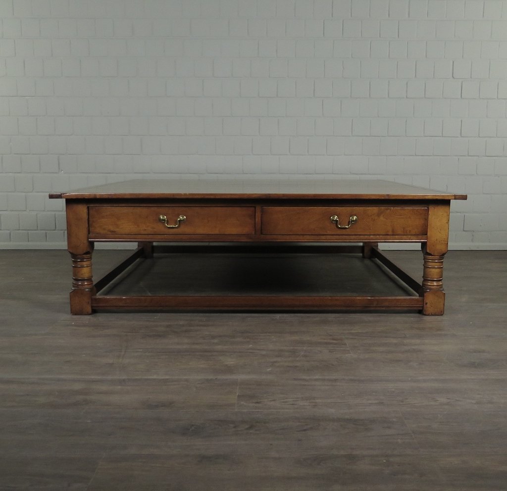 Couchtisch Kirschbaum 1,65 m x 1,64 m