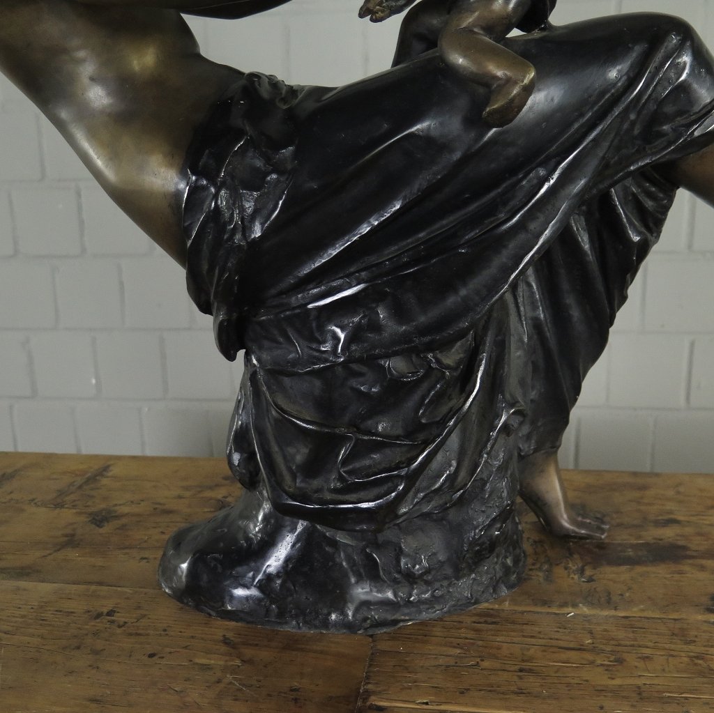 Skulptur Dekoration Frau mit Kind Bronze 0,63 m