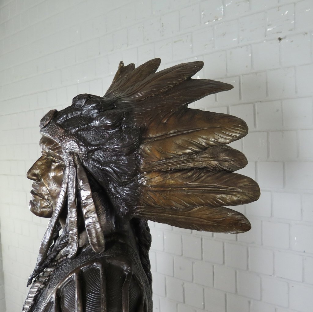 Skulptur Dekoration Indianer 1,87 m Bronze