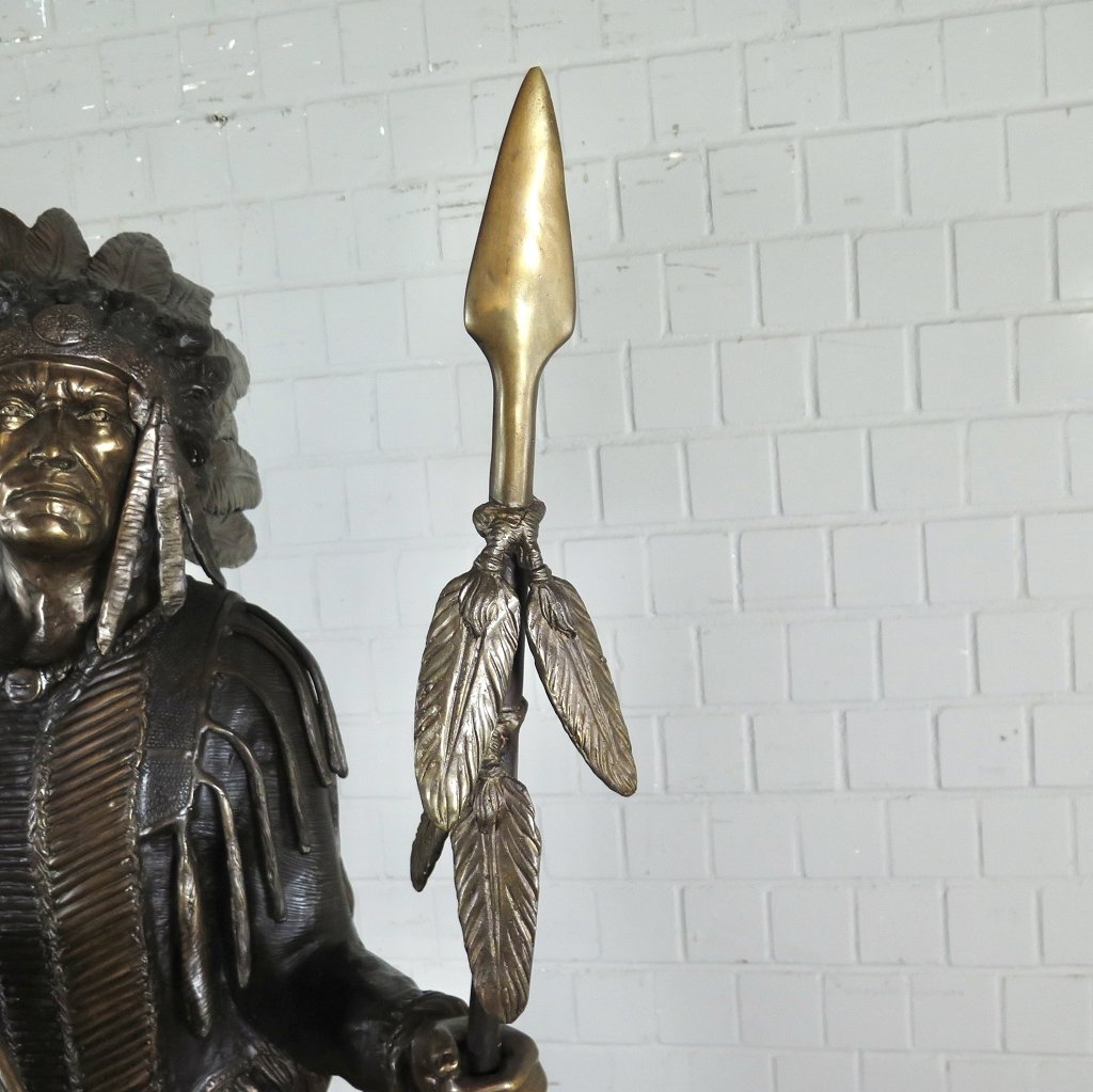 Skulptur Dekoration Indianer 1,87 m Bronze