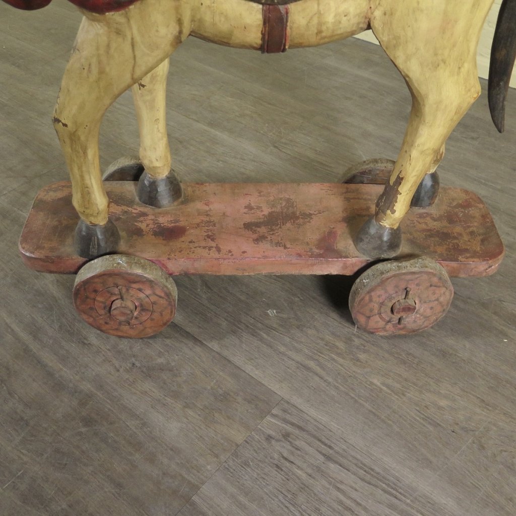 Pferd auf Rollen Holzpferd Rädertier Jugendstil 1910 Teakholz